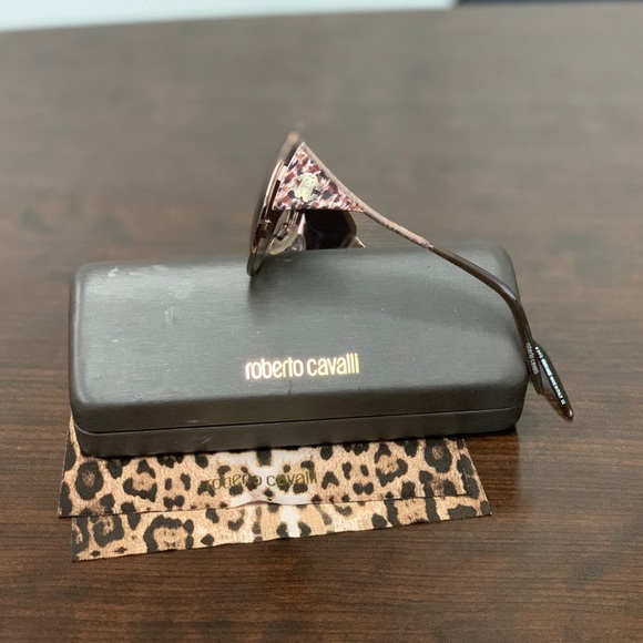 Authentic Roberto Cavalli Women’s Sunglasses - Picture 3 of 8